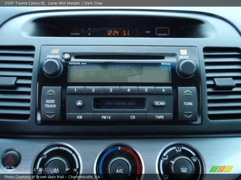 Lunar Mist Metallic / Dark Gray 2005 Toyota Camry SE
