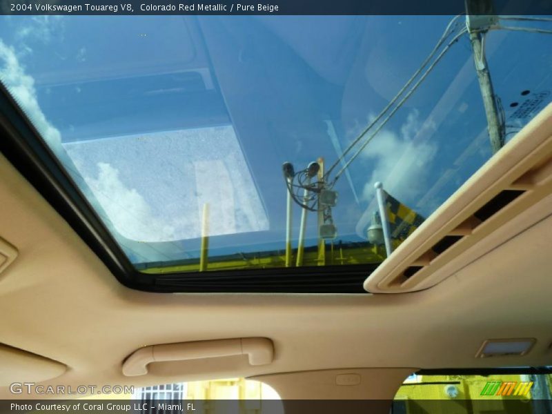 Colorado Red Metallic / Pure Beige 2004 Volkswagen Touareg V8
