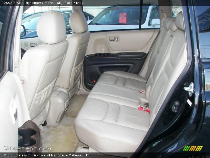 Black / Ivory 2002 Toyota Highlander Limited 4WD