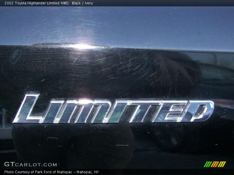Black / Ivory 2002 Toyota Highlander Limited 4WD