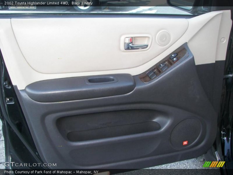 Black / Ivory 2002 Toyota Highlander Limited 4WD