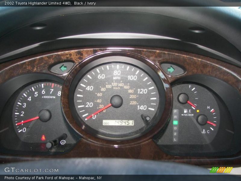 Black / Ivory 2002 Toyota Highlander Limited 4WD