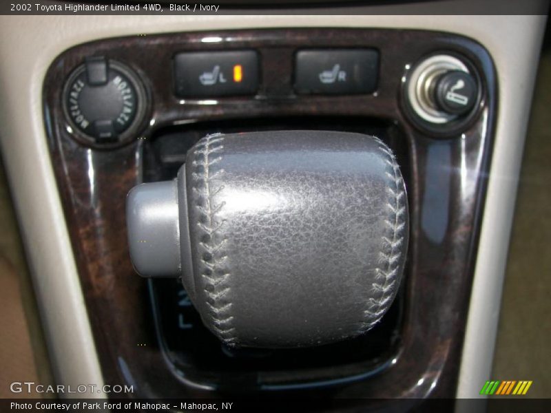 Black / Ivory 2002 Toyota Highlander Limited 4WD