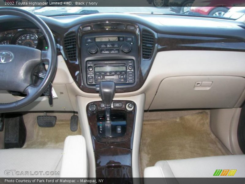 Black / Ivory 2002 Toyota Highlander Limited 4WD