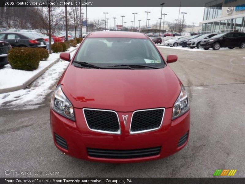 Red Hot Metallic / Ebony 2009 Pontiac Vibe 2.4