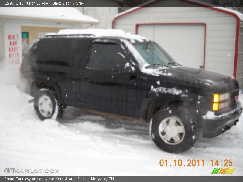 Onyx Black / Gray 1996 GMC Yukon SL 4x4