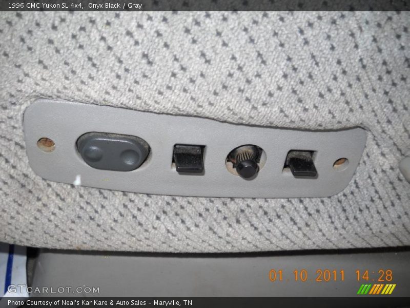 Onyx Black / Gray 1996 GMC Yukon SL 4x4