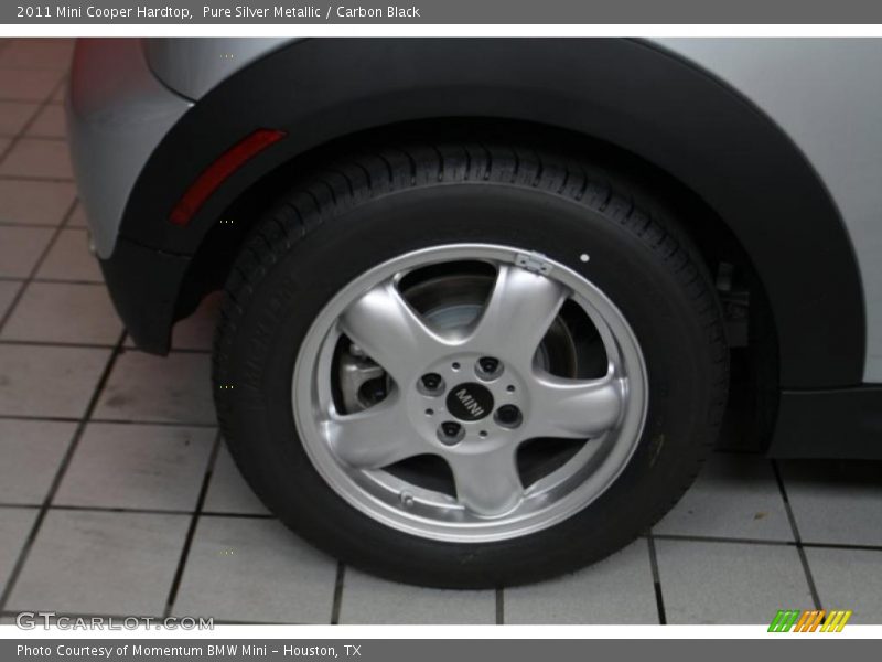 Pure Silver Metallic / Carbon Black 2011 Mini Cooper Hardtop