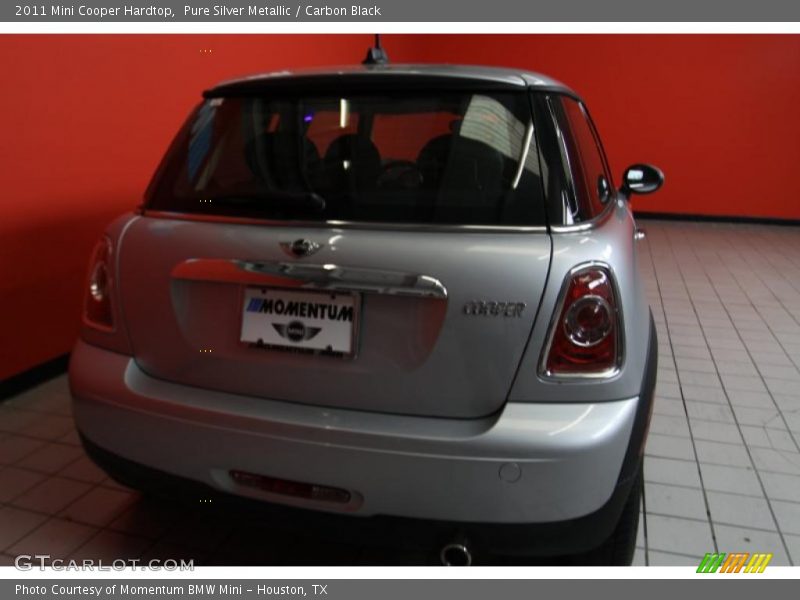Pure Silver Metallic / Carbon Black 2011 Mini Cooper Hardtop