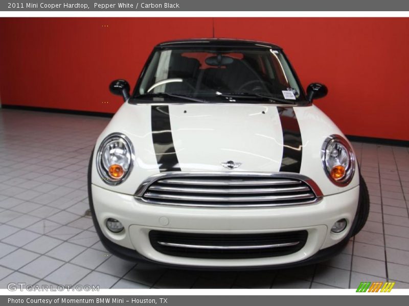 Pepper White / Carbon Black 2011 Mini Cooper Hardtop