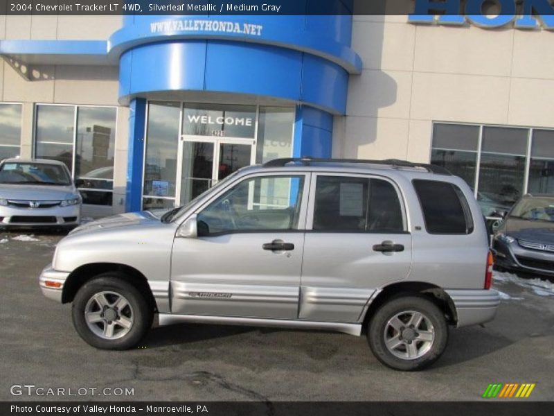 Silverleaf Metallic / Medium Gray 2004 Chevrolet Tracker LT 4WD