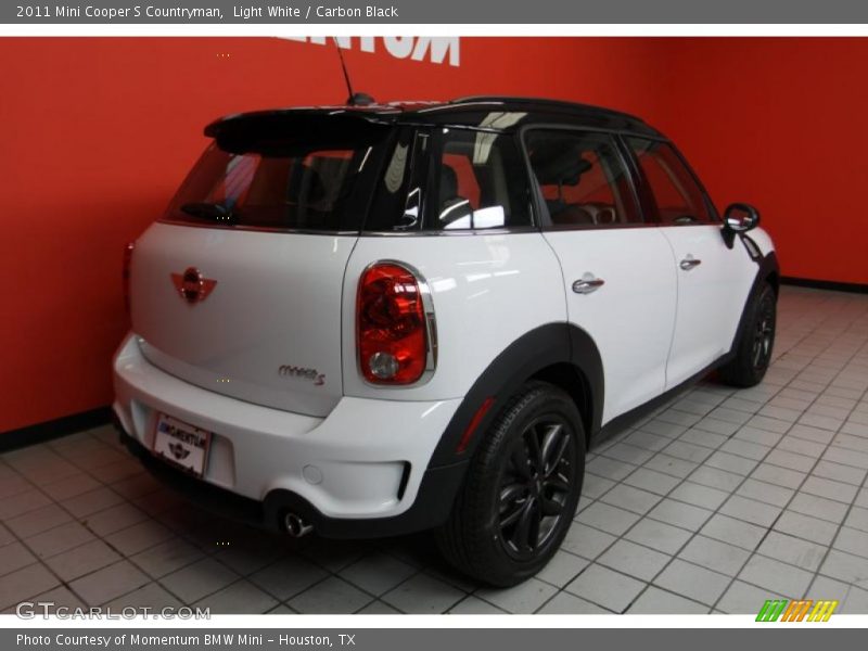 Light White / Carbon Black 2011 Mini Cooper S Countryman
