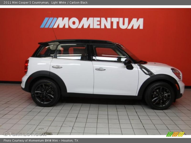 Light White / Carbon Black 2011 Mini Cooper S Countryman