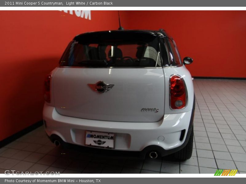 Light White / Carbon Black 2011 Mini Cooper S Countryman