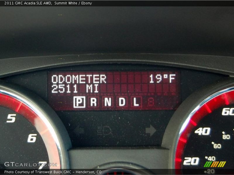 Summit White / Ebony 2011 GMC Acadia SLE AWD