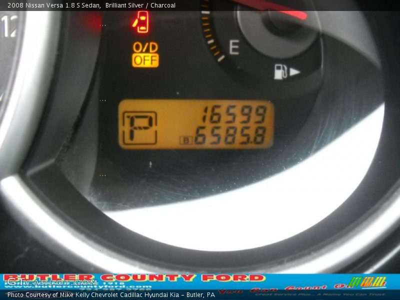Brilliant Silver / Charcoal 2008 Nissan Versa 1.8 S Sedan