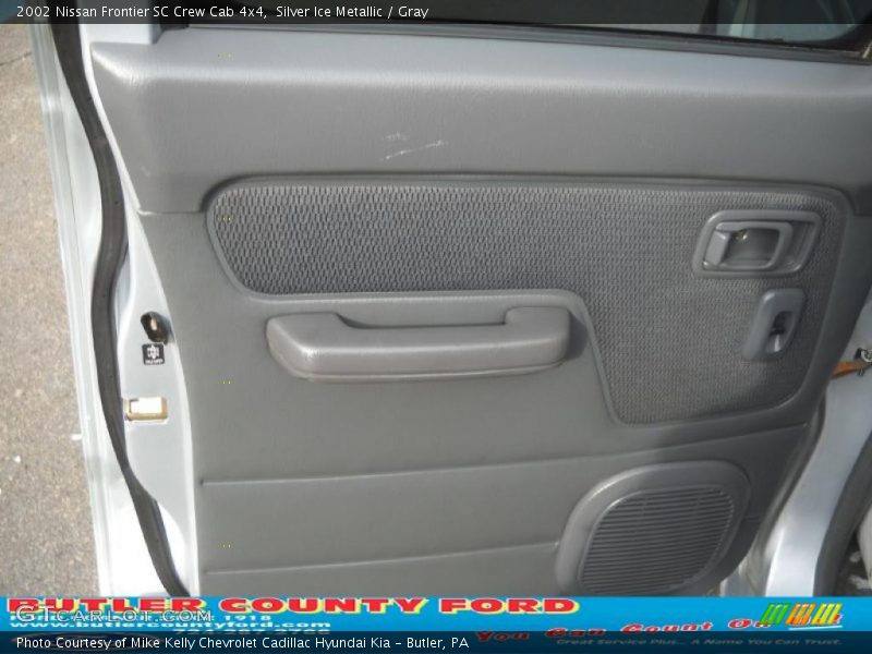 Silver Ice Metallic / Gray 2002 Nissan Frontier SC Crew Cab 4x4