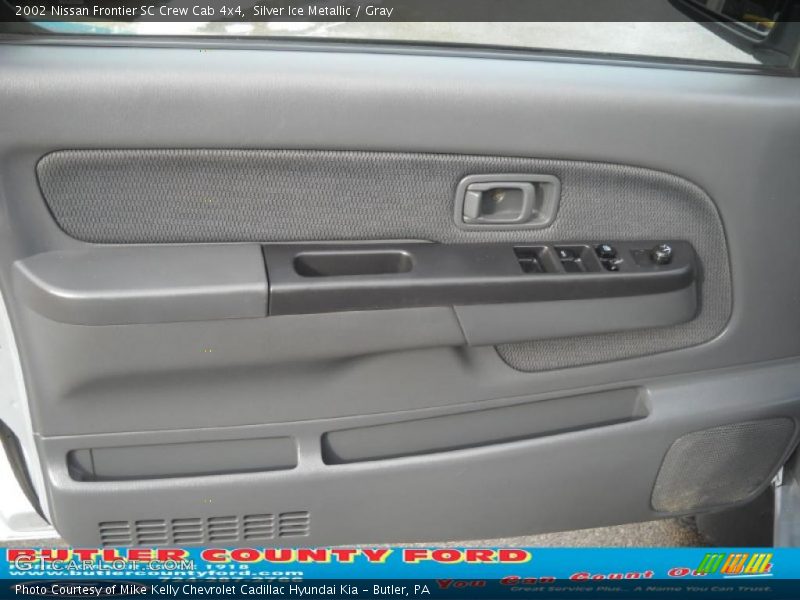 Silver Ice Metallic / Gray 2002 Nissan Frontier SC Crew Cab 4x4