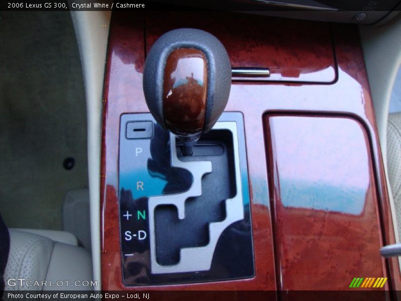 Crystal White / Cashmere 2006 Lexus GS 300