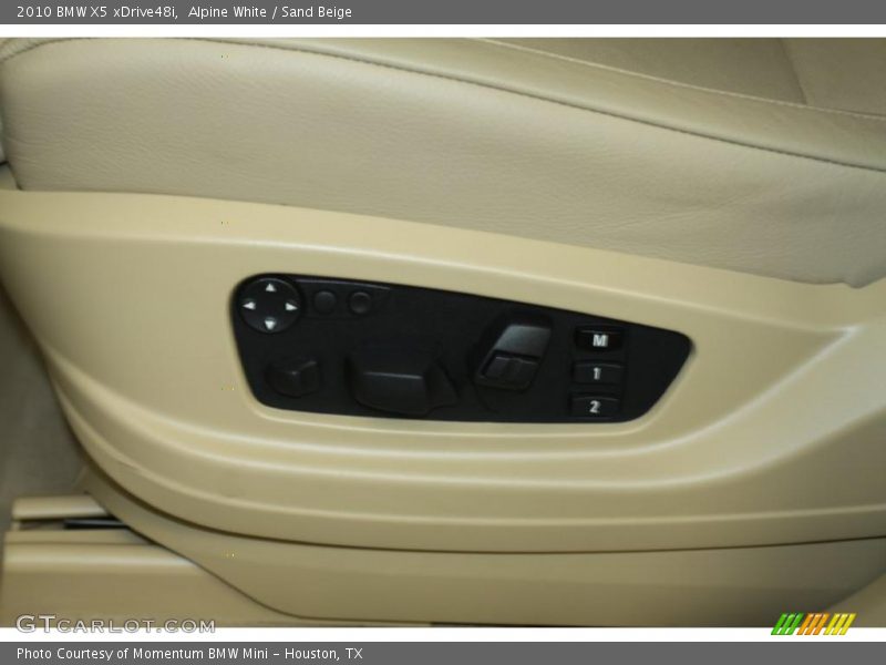 Alpine White / Sand Beige 2010 BMW X5 xDrive48i