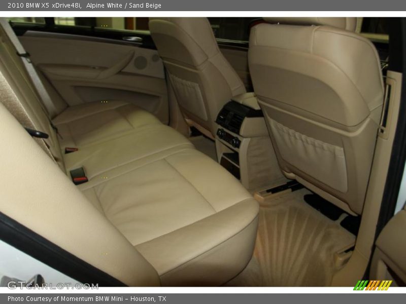 Alpine White / Sand Beige 2010 BMW X5 xDrive48i