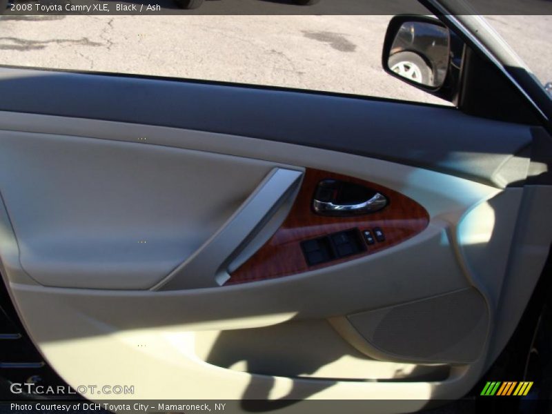Black / Ash 2008 Toyota Camry XLE