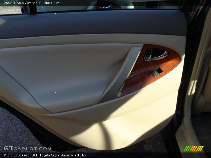 Black / Ash 2008 Toyota Camry XLE