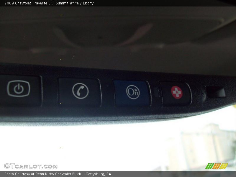 Summit White / Ebony 2009 Chevrolet Traverse LT