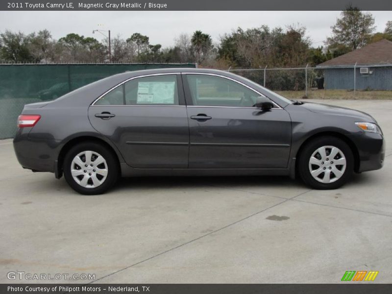  2011 Camry LE Magnetic Gray Metallic