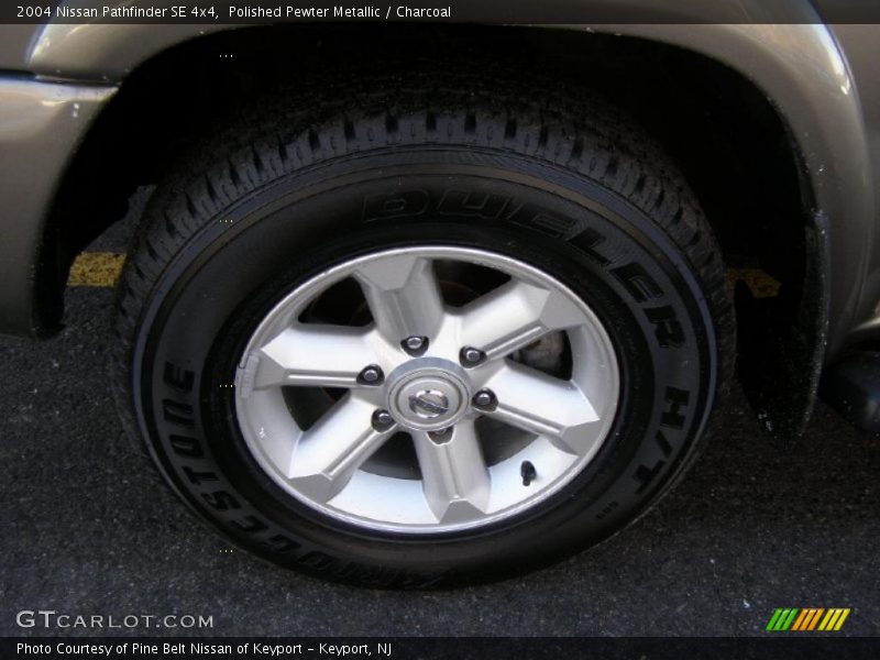 Polished Pewter Metallic / Charcoal 2004 Nissan Pathfinder SE 4x4