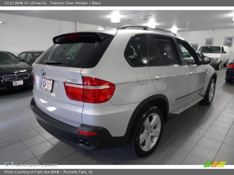 Titanium Silver Metallic / Black 2010 BMW X5 xDrive30i