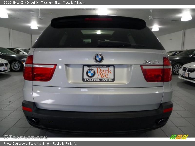 Titanium Silver Metallic / Black 2010 BMW X5 xDrive30i