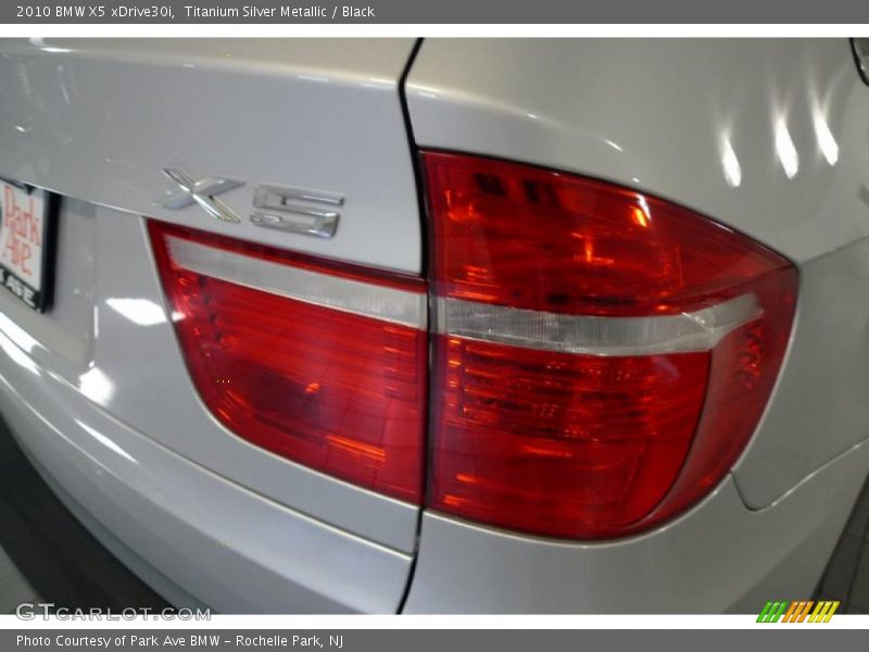 Titanium Silver Metallic / Black 2010 BMW X5 xDrive30i