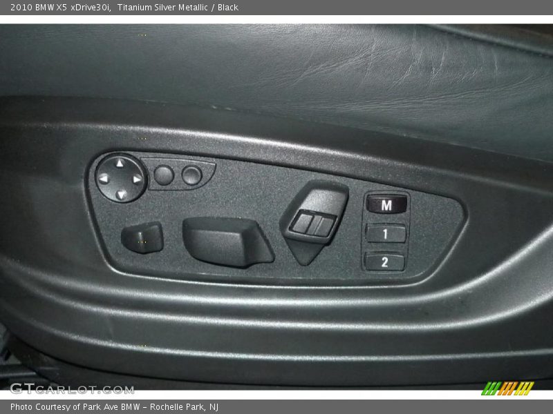 Titanium Silver Metallic / Black 2010 BMW X5 xDrive30i