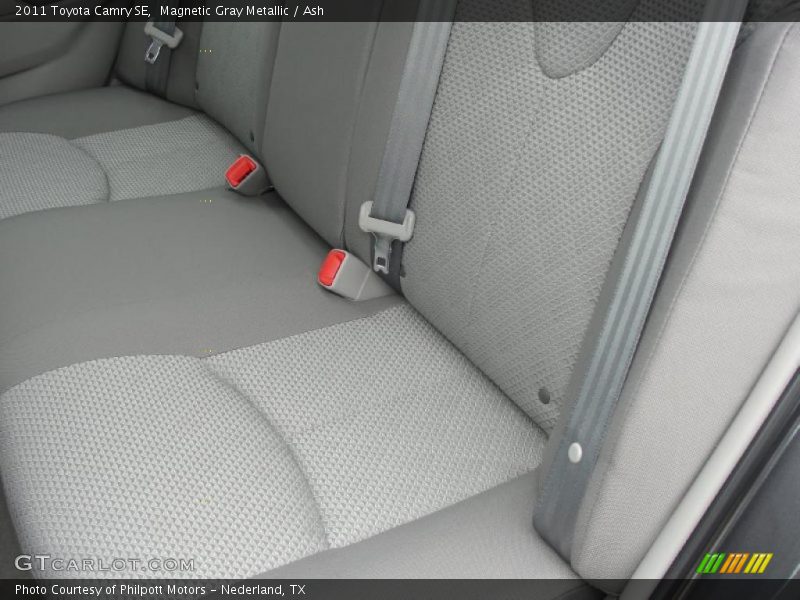 Magnetic Gray Metallic / Ash 2011 Toyota Camry SE