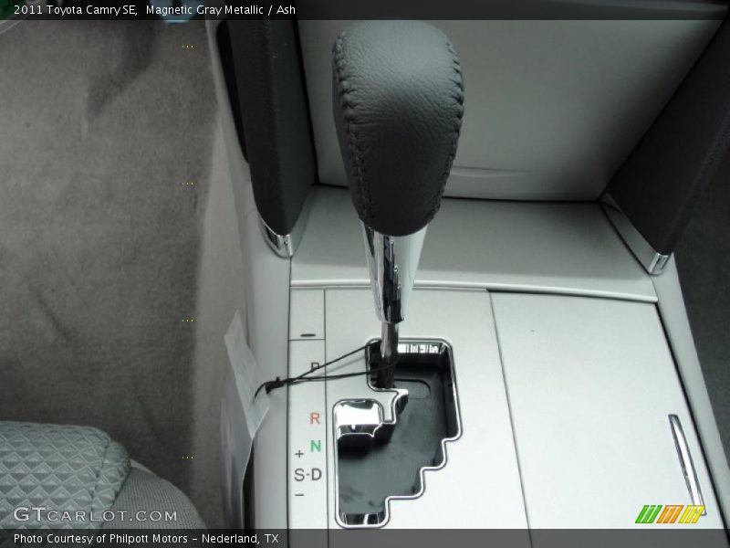  2011 Camry SE 6 Speed ECT-i Automatic Shifter