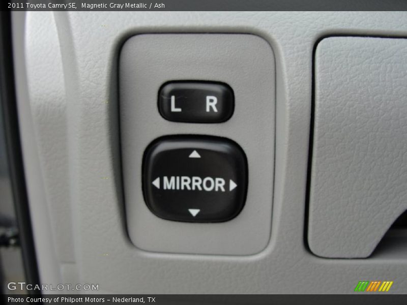 Magnetic Gray Metallic / Ash 2011 Toyota Camry SE