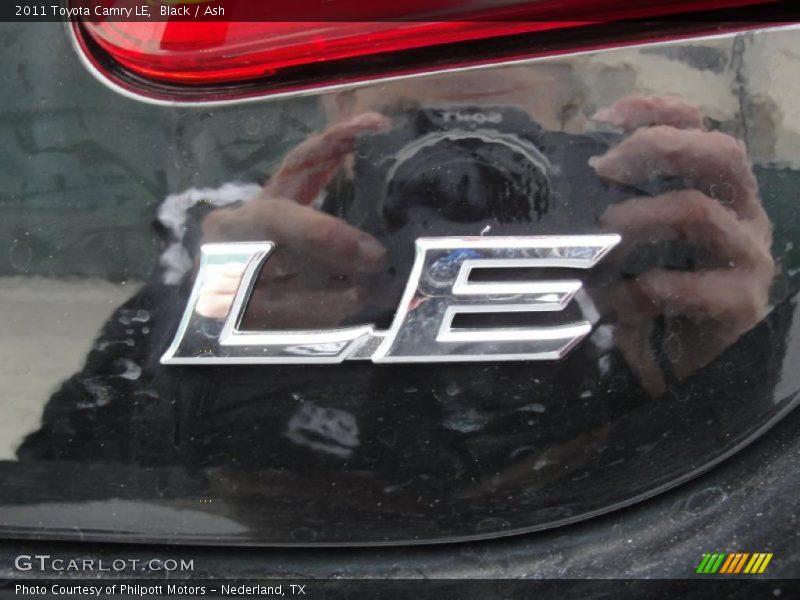 Black / Ash 2011 Toyota Camry LE