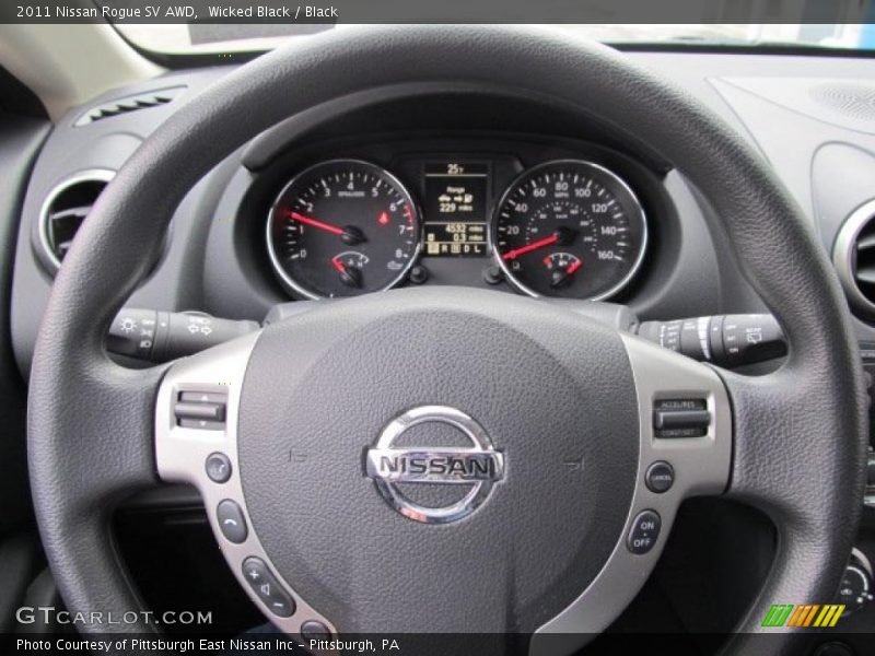  2011 Rogue SV AWD Steering Wheel
