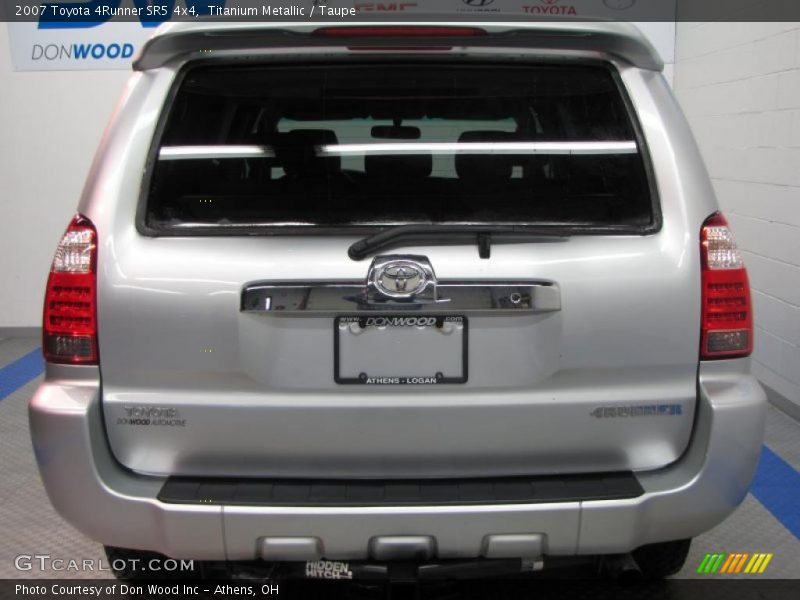 Titanium Metallic / Taupe 2007 Toyota 4Runner SR5 4x4
