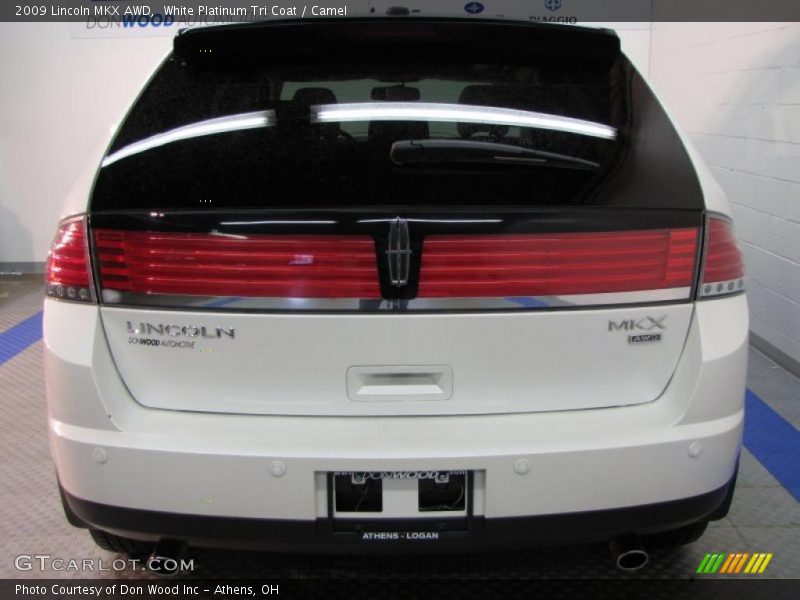 White Platinum Tri Coat / Camel 2009 Lincoln MKX AWD