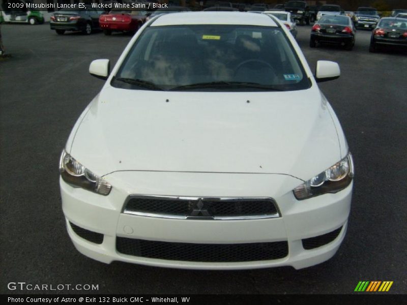 Wicked White Satin / Black 2009 Mitsubishi Lancer ES