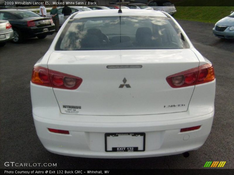 Wicked White Satin / Black 2009 Mitsubishi Lancer ES