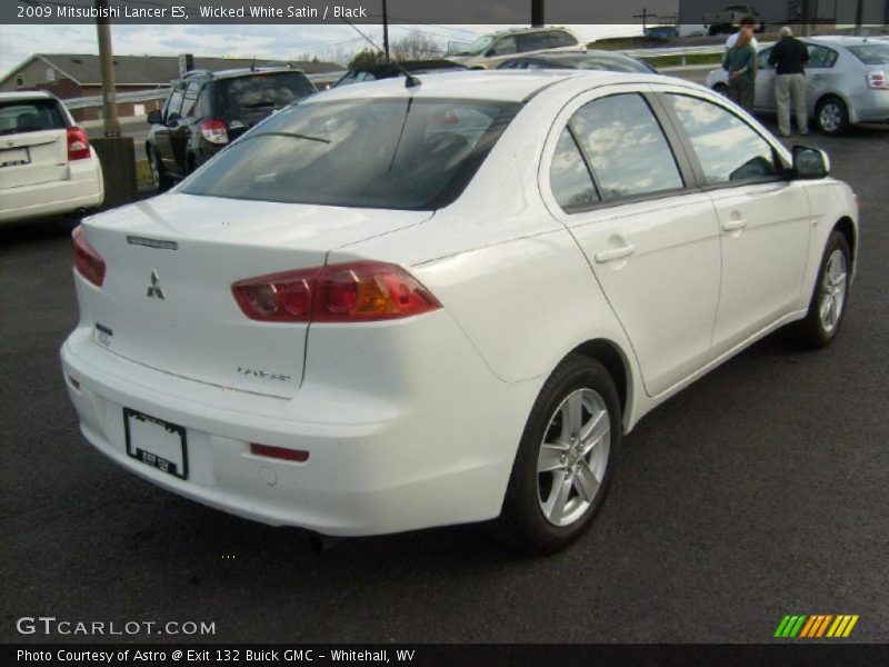 Wicked White Satin / Black 2009 Mitsubishi Lancer ES