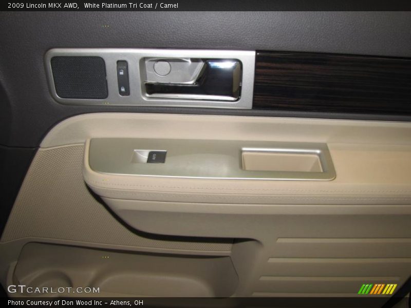White Platinum Tri Coat / Camel 2009 Lincoln MKX AWD