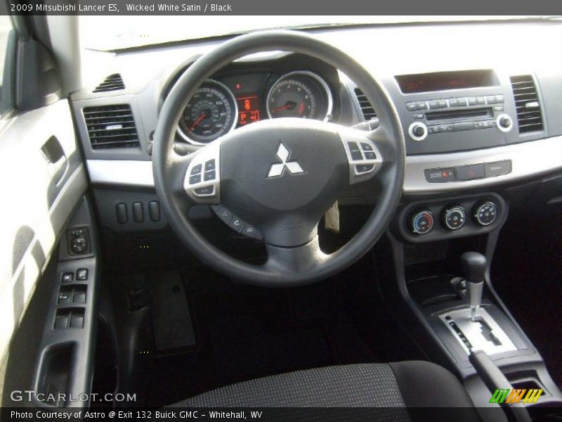 Wicked White Satin / Black 2009 Mitsubishi Lancer ES