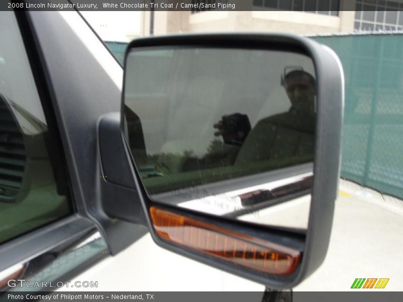 White Chocolate Tri Coat / Camel/Sand Piping 2008 Lincoln Navigator Luxury