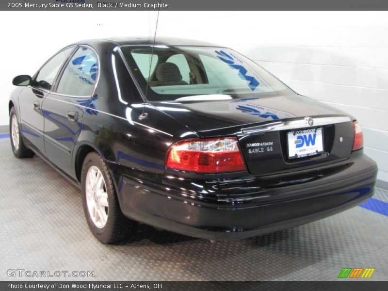Black / Medium Graphite 2005 Mercury Sable GS Sedan