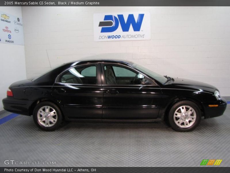 Black / Medium Graphite 2005 Mercury Sable GS Sedan