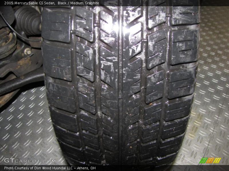 Black / Medium Graphite 2005 Mercury Sable GS Sedan